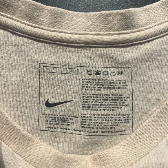 Vintage 90s Nike Tee *Rare* - Picture 4 of 4